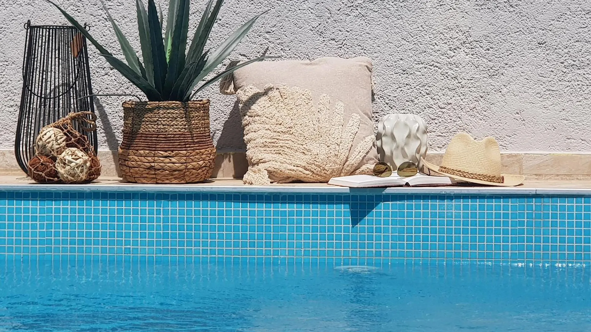 Villa Leca With Heated Private Pool & Sauna Bribir